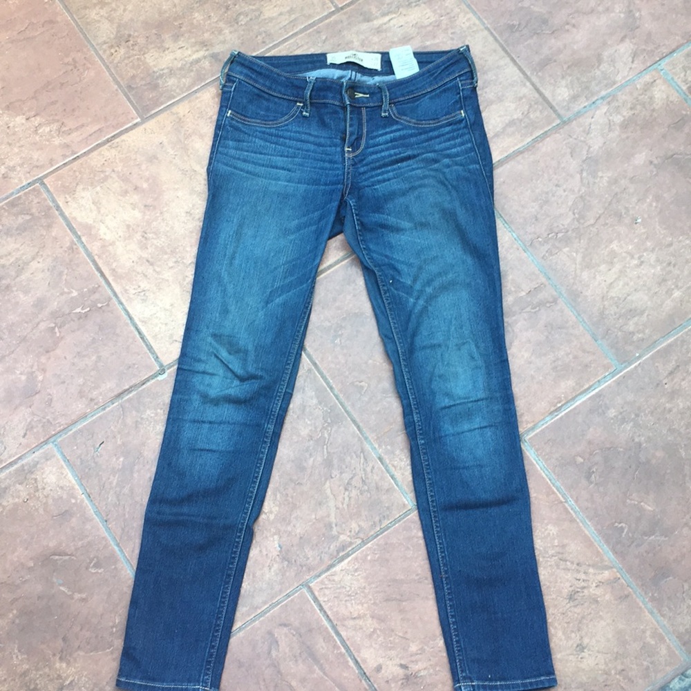 Dark wash Hollister jeans
